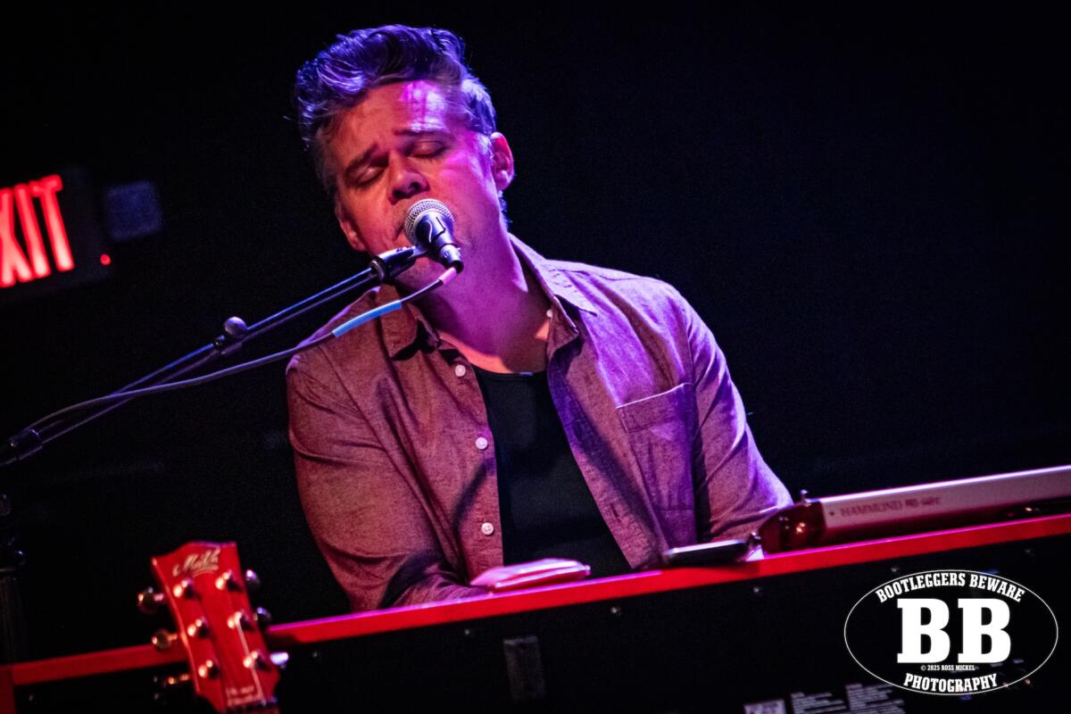 Gabe Dixon