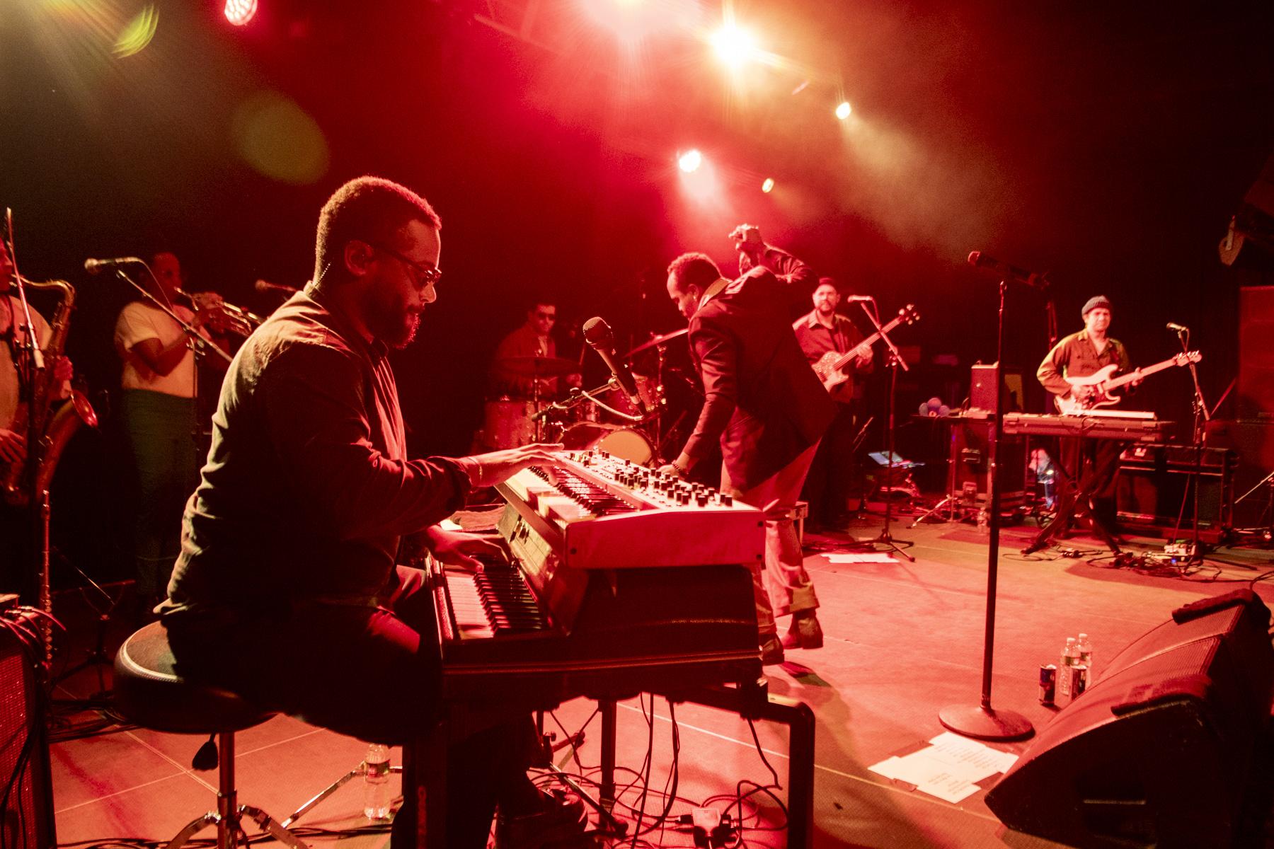 Durand Jones & The Indications